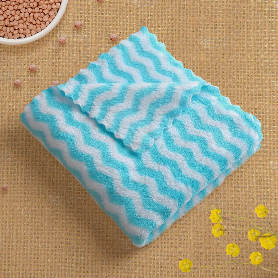 QuickDry Pet Towel – Ultra-Absorbent & Gentle
