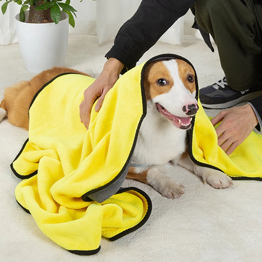 QuickDry Pet Towel – Ultra-Absorbent & Gentle