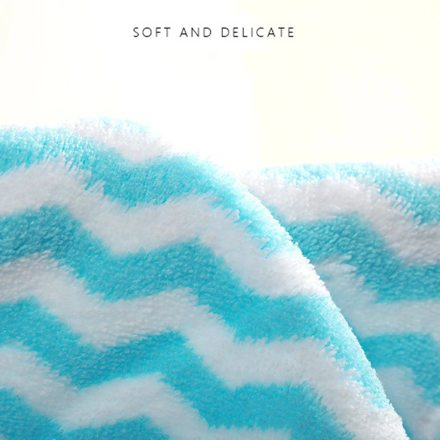 QuickDry Pet Towel – Ultra-Absorbent & Gentle