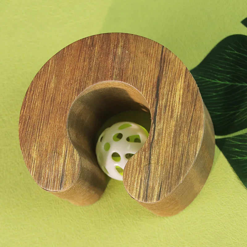 NaturalWood Cat Toy Ball – Simple Fun, Pure Play